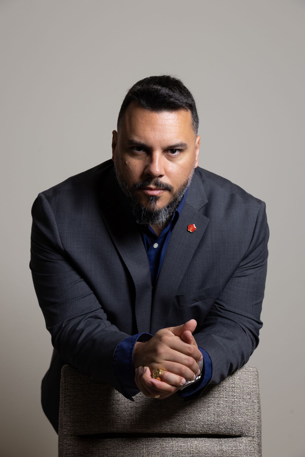 Guardian demonstrating